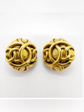 Vintage Chanel CC Clip-On Earrings Gold Tone Statement Logo Rare